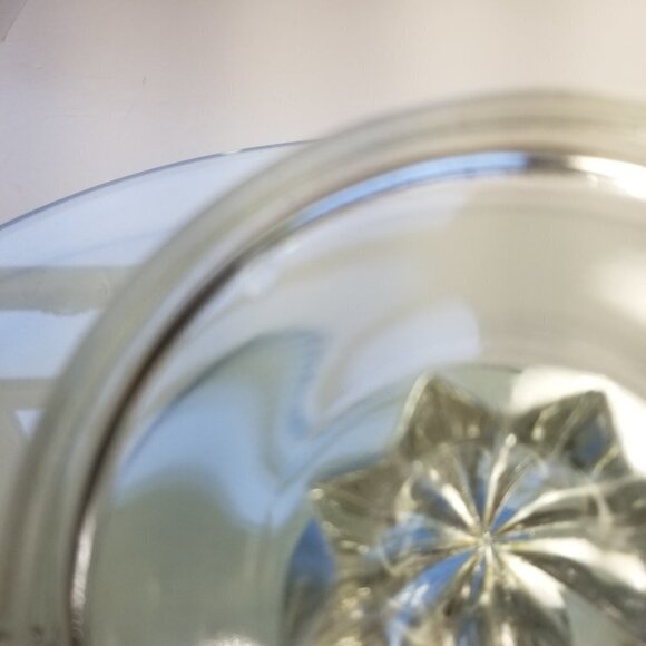 Vintage Juicer Reamer Small Clear Glass Flat Thumb Rest For Citrus Barware (L13) - Picture 10 of 12